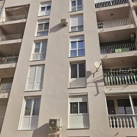 Bridge Apartman *
